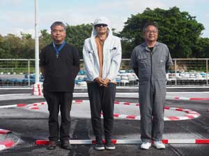 �X�|�[�c�N���XB���C���E�g�b�v�R