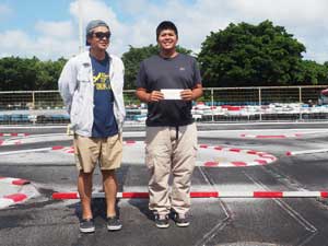 �~�j�N���X�`���C���E�g�b�v�R