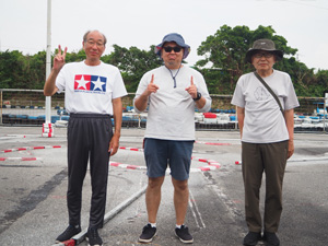 �^�~���N���X�b���C���E�g�b�v�R